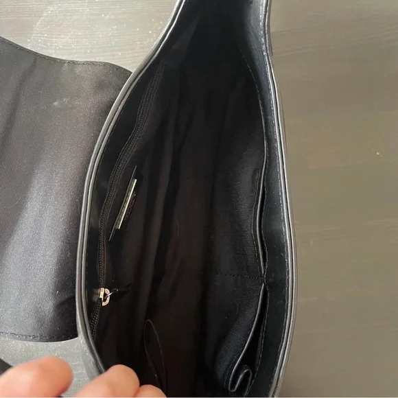 Vintage Genuine Black Leather Handbag - Picture 6 of 6